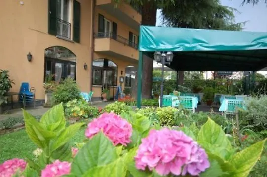 Ponte Vecchio 2* Cernobbio